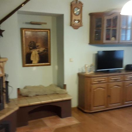 Apartmany Liska Mladé Buky Extérieur photo