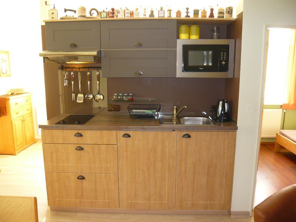 Apartmany Liska Mladé Buky Chambre photo