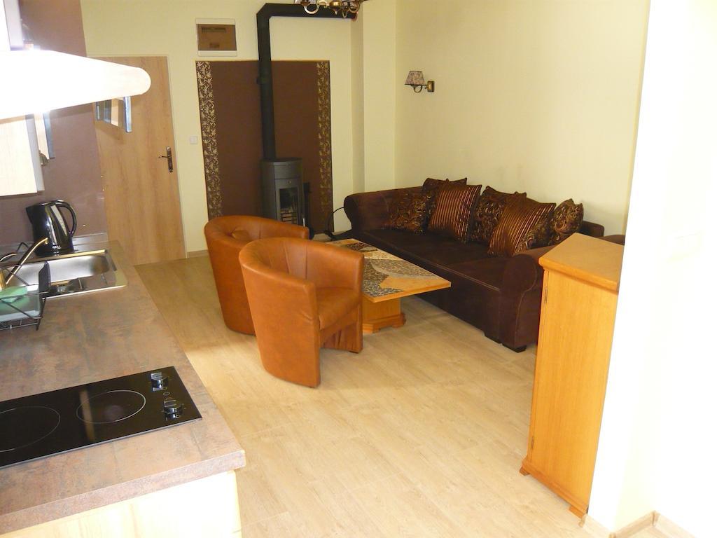 Apartmany Liska Mladé Buky Chambre photo