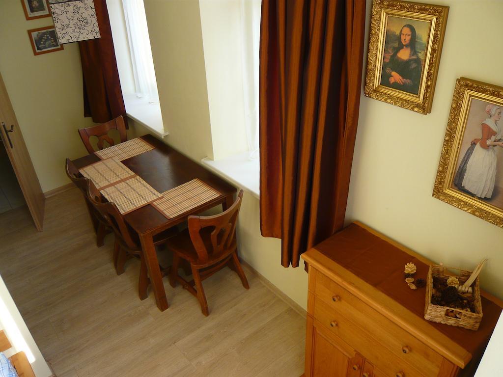Apartmany Liska Mladé Buky Chambre photo